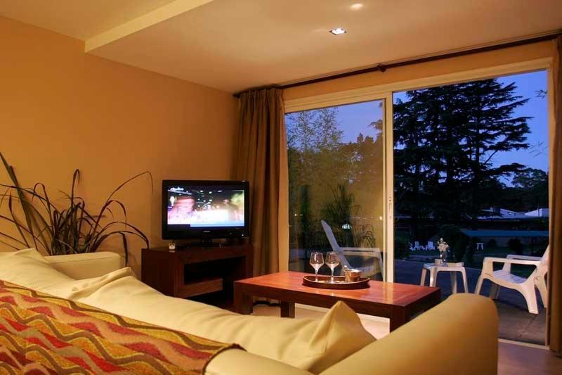 Hotel Sierra De Los Padres Extérieur photo